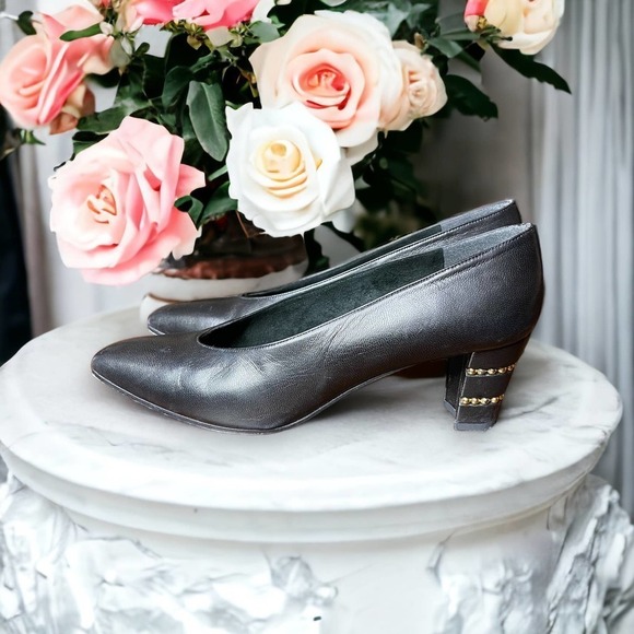 Stuart Weitzman Women’s Black Leather Gold Studded Heels - Size 5.5 B